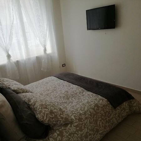 Residenza Il Viale Piacenza Exteriör bild
